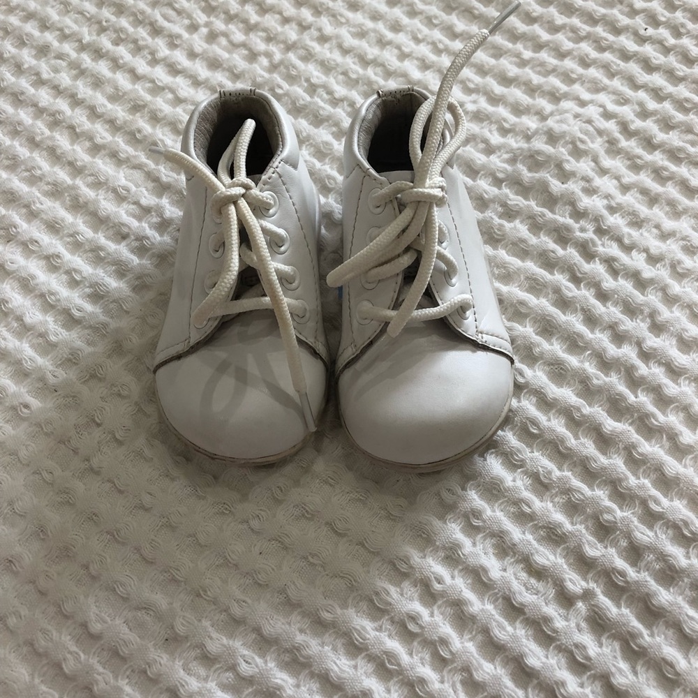 Baby boy shoes 6-12m